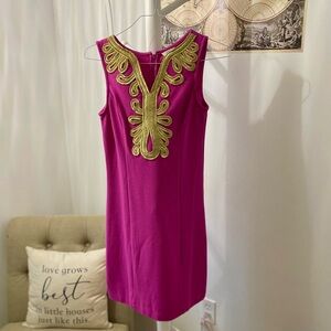 Crown & Ivy Hot Pink Sleeveless Dress Gold Detail V-Neck – Small